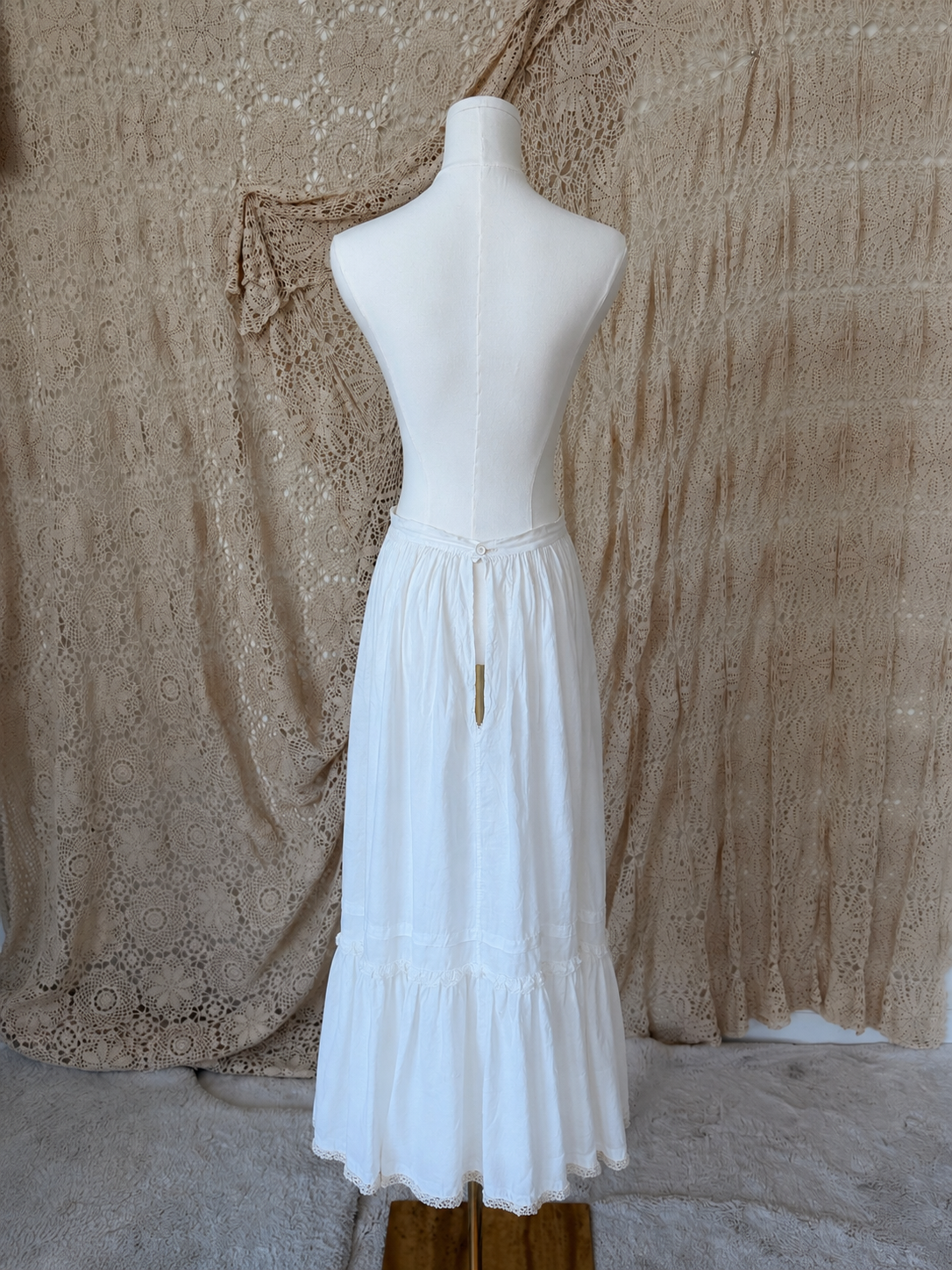 1930s Cotton Linen Lace Trim Underskirt