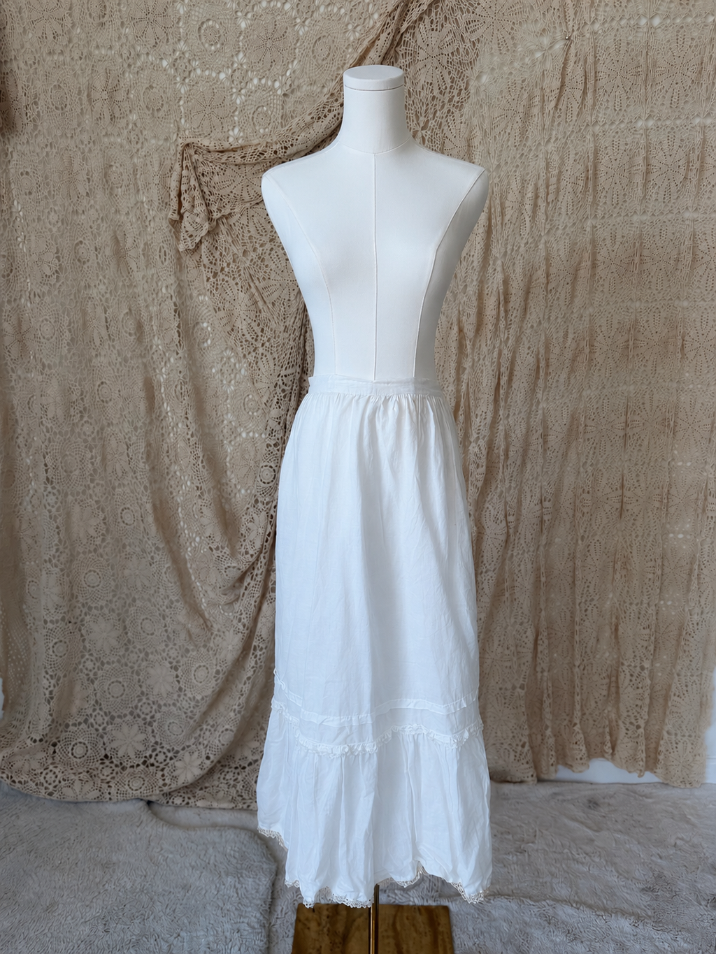 1930s Cotton Linen Lace Trim Underskirt
