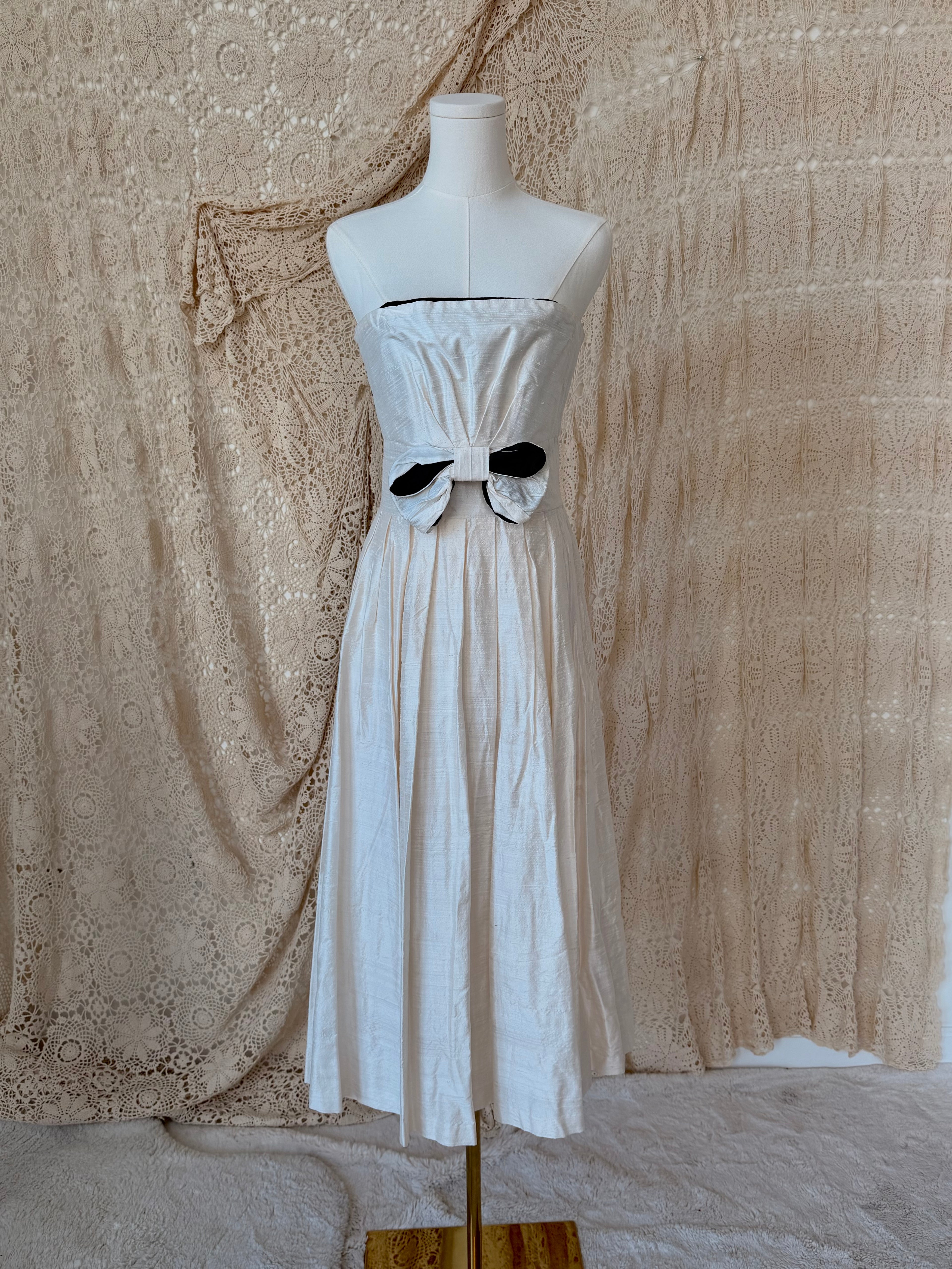 1980s Laura Ashley Ivory Silk Strapless Bow Dress with Original Tags
