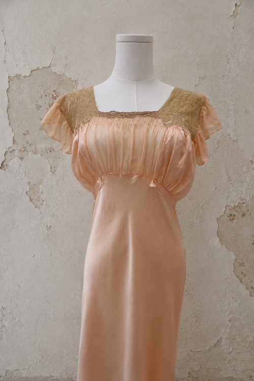 1920s Peach Antique Silk Satin Floor-Length Gown with Chiffon Bodice & Lace Trim